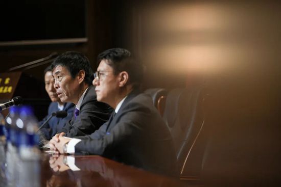 www.我爱av